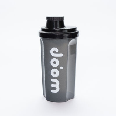 Shakebeker voor het bereiden van Woop maaltijdshake
